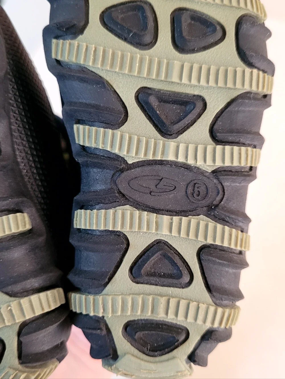 Kids Camo Winter Boots - Black & Green